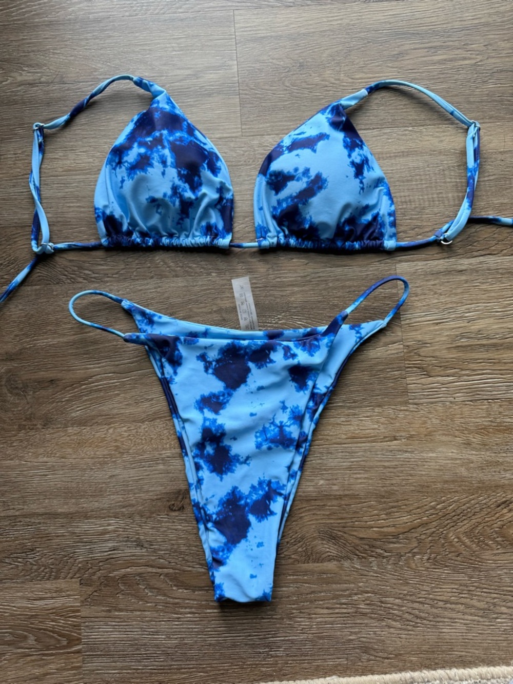 SHEIN Blue Tie-Dye Triangle Bikini Set